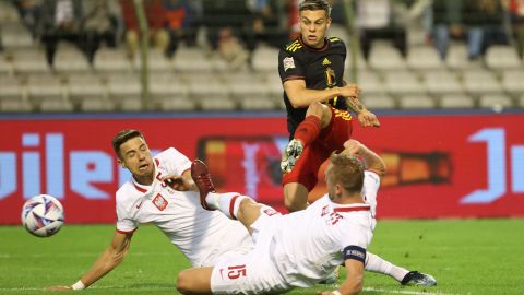 Bélgica exhibió las carencias defensivas de Polonia.