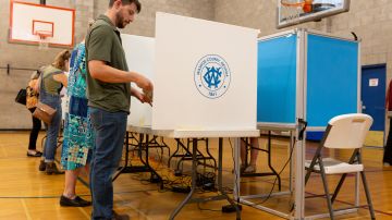 Los votantes asistieron a las urnas en las primarias de Nevada el 14 de junio de 2022