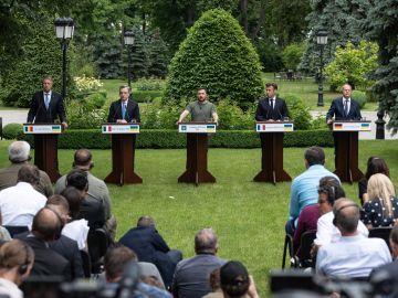 Draghi, Macron, Scholz e Iohannis visitan Kiev