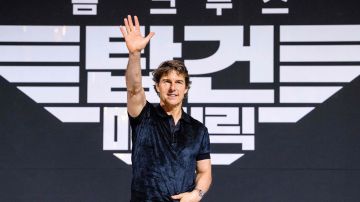 Tom Cruise en la rueda a prensa de su filme "Top Gun: Maverick" en Seul.