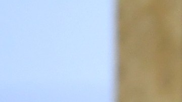 Harry Styles aceptando el premio a Best Pop Solo Performance por 'Watermelon Sugar' en el escenario de los Premios GRAMMY Awards 2021.