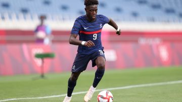 Nathanael Mbuku sentenció el encuentro al marcar el 2-1 para Francia.