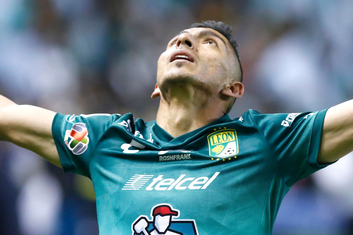 Invasión ecuatoriana en la Liga MX: el nuevo entrenador del Club León ya  piensa en varios fichajes del fútbol de Ecuador - La Opinión