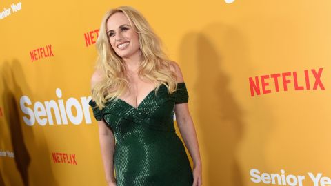 Rebel Wilson en la proyección especial de la película de Netflix "Senior Year".