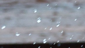 El mexicano Sergio 'Checo' Pérez celebrando en la alberca de Montecarlo tras ganar el GP de Mónaco 2022 de la F1.