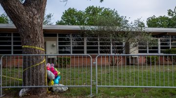 “No vamos a regresar” afirman tras tiroteo mortal en Uvalde; Robb Elementary cerrará sus puertas