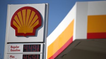 SAN FRANCISCO, CA - OCTOBER 31: A sign stands at a Shell gas station on October 31, 2013 in San Francisco, California. Royal Dutch Shell reported a 32% decline in third quarter profits with earnings of $4.5 billion compared to $6.5 billion one year ago. (Photo by Justin Sullivan/Getty Images)