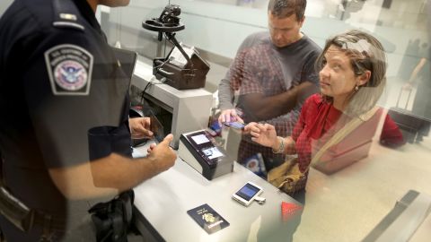 CBP publica en español y con acceso por celular el formulario I-94.