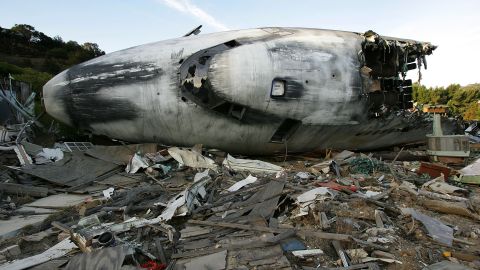 Todos los pasajeros y tripulación del vuelo murieron tras el siniestro.