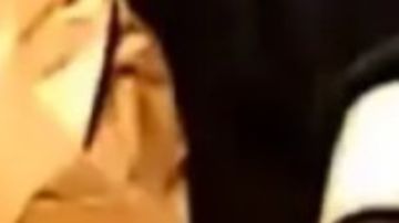 Hombres apuñalan a joven en metro de Brooklyn