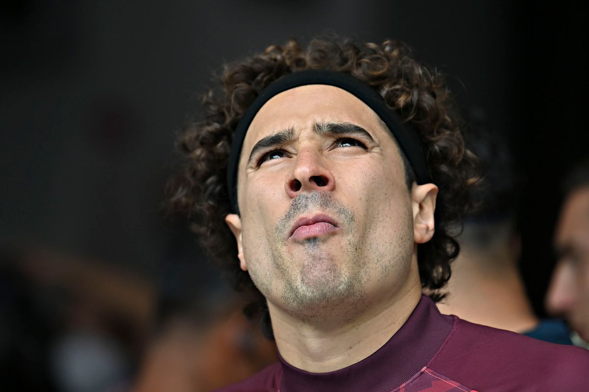 Guillermo Ochoa, arquero y capitán de El Tri y las Águilas del América.