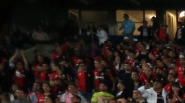 Alejandro Irarragorri, presidente de Grupo Orlegi, celebra con su familia el bicampeonato del Atlas, uno de sus equipos.