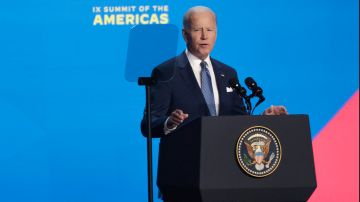La inmigración ilegal no es aceptable, afirmó Biden al inaugurar la Cumbre de las