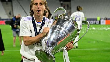 Luka Modric renovó hasta 2023 con el Real Madrid.