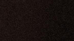 Mujer víctima de bullying por medir 1.83 metros, ahora gana $100 mil dólares al mes en Only Fans