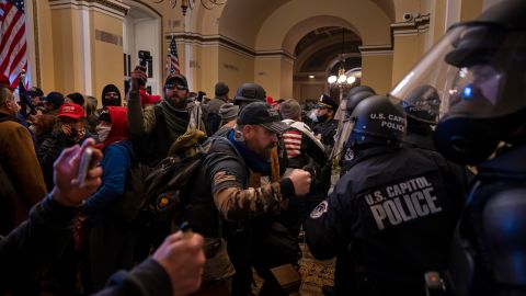 “Probablemente lo habrían matado” Trump puso a Pence en peligro mortal durante el asalto del 6 de enero al Capitolio