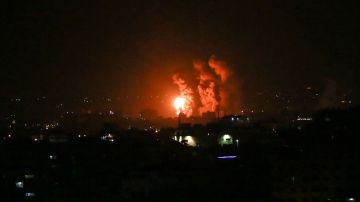 VIDEO Aviones de combate israelíes lanzan ataques aéreos en Gaza como represalia por cohetes interceptados