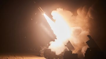 Video misil ruso falla durante su lanzamiento y gira en 'U' para golpear a sus propias tropas