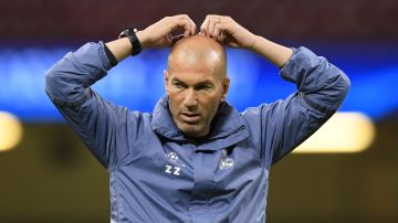 Zidane durante un entrenamiento del Real Madrid en Champions.