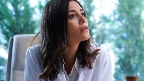Cansu Dere es la protagonista de 'Infiel, Historia de Un Engaño'.