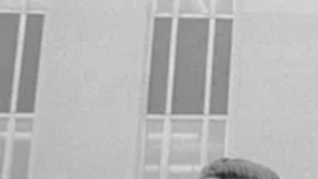 De izq. a der.: Virgilio Gonzalez, Frank Sturgis, el abogado Henry Rothblatt, Bernard Barker y Eugenio Martinez.