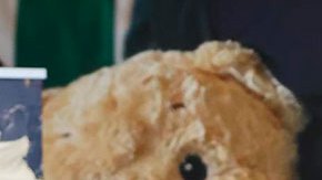 La reina Letizia de España y Jill Biden visitan centro de refugiados ucranianos