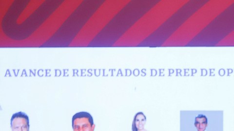 AMLO agradece al "pueblo de México" los triunfos de su partido en 4 de 6 estados del país
