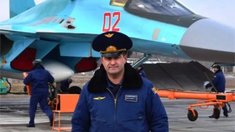 El general de división Kanamat Botashev