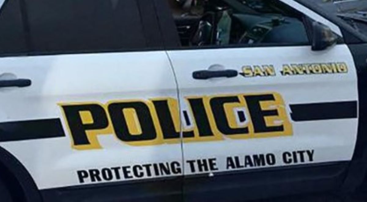 La Policía de San Antonio investiga. 