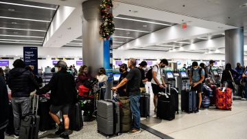 En los últimos días miles de pasajeros han resultado afectados tras las cancelaciones de varios aeropuertos. Imagen de archivo.