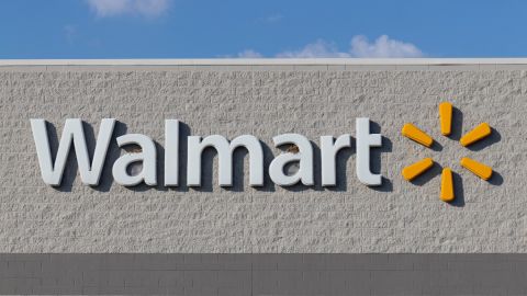 fachada de una tienda de la cadena de supermercados Walmart.