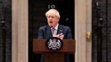 Boris Johnson: ¿cómo es posible que renuncie pero todavía pueda seguir como primer ministro de Reino Unido?