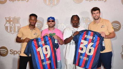 Piqué se va de fiesta junto a Mau y Ricky para celebrar la asociación del FC Barcelona y Spotify