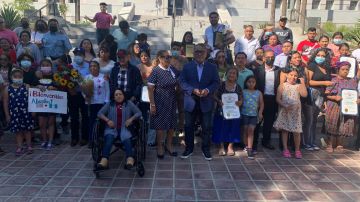 Un grupo de padres de Guatemala llegó a reunirse con sus hijos a Los Ángeles. (Suministrada)
