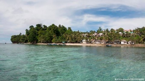 Reportan nueve muertos por hundimiento de ferry en Indonesia