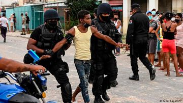 Cuba: HRW denuncia violaciones a los derechos humanos a un año del 11-J