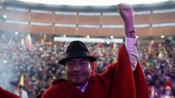 Ecuador aplaza juicio a líder indígena procesado por protestas