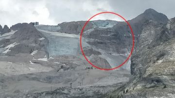 Trozo de glaciar en los Alpes italianos se desprende y mata al menos a 6 personas