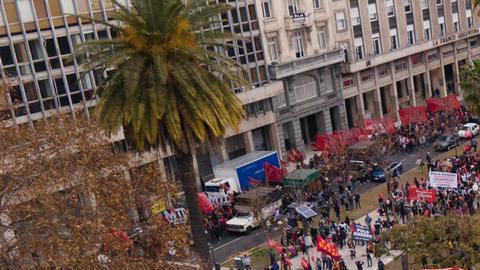 Argentina vive jornada de manifestaciones contra el gobiernoArgentina vive jornada de manifestaciones contra el gobierno
