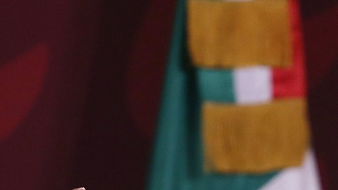 AMLO propone quitar la Estatua de la Libertad si EE.UU. condena a Julian Assange, fundador de WikiLeaks