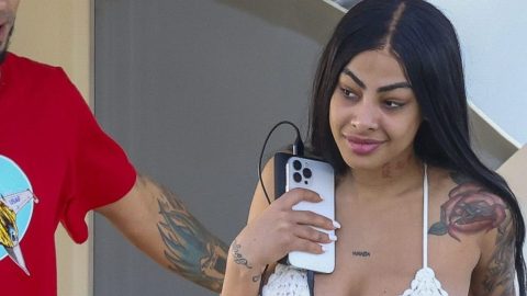 Yailin La Más Viral y Anuel AA se meten al baño de su avión privado y lo presumen en Instagram