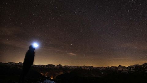 Bola de fuego iluminó el cielo nocturno