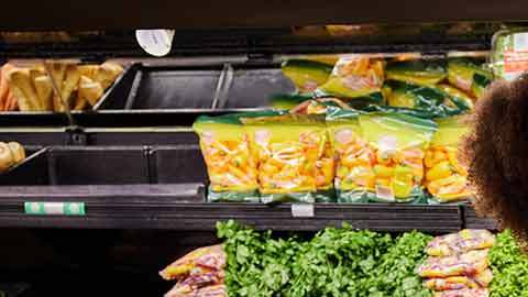 CR-Home-Inlinehero-how-to-save-money-grocery-shopping-0322