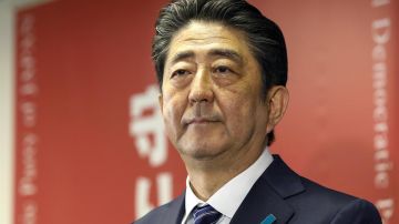 Shinzo Abe pronunciaba un discurso previo a los comicios parlamentarios.