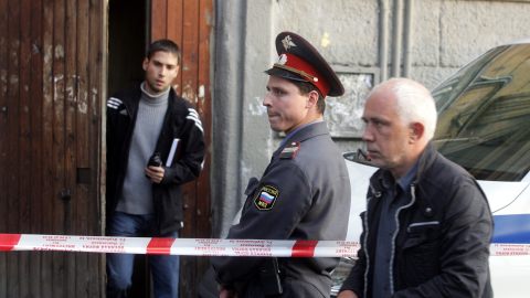 Ex jefe de espionaje ruso hallado muerto en el hueco de una escalera en misterioso caso de suicidio