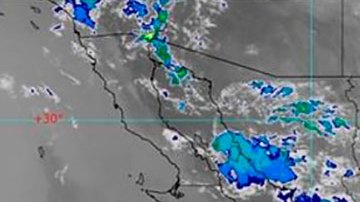 Huracán “Estelle” intensifica su paso por el pacífico mexicano y amenaza con intensas lluvias
