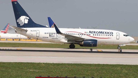 Avión en México impactado por un rayo tuvo que aterrizar para evitar una tragedia