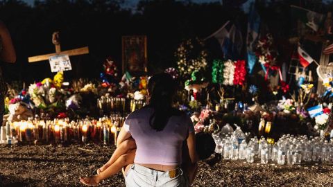 Familiares del migrantes revelaron que pagó $8 mil a una persona para que lo pasara a EE.UU.