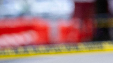 El acusado que se encuentra bajo custodia ya tenía antecedentes penales.