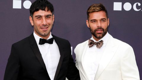 Jwan Yosef y Ricky Martin | TIBRINA HOBSON/AFP via Getty Images.